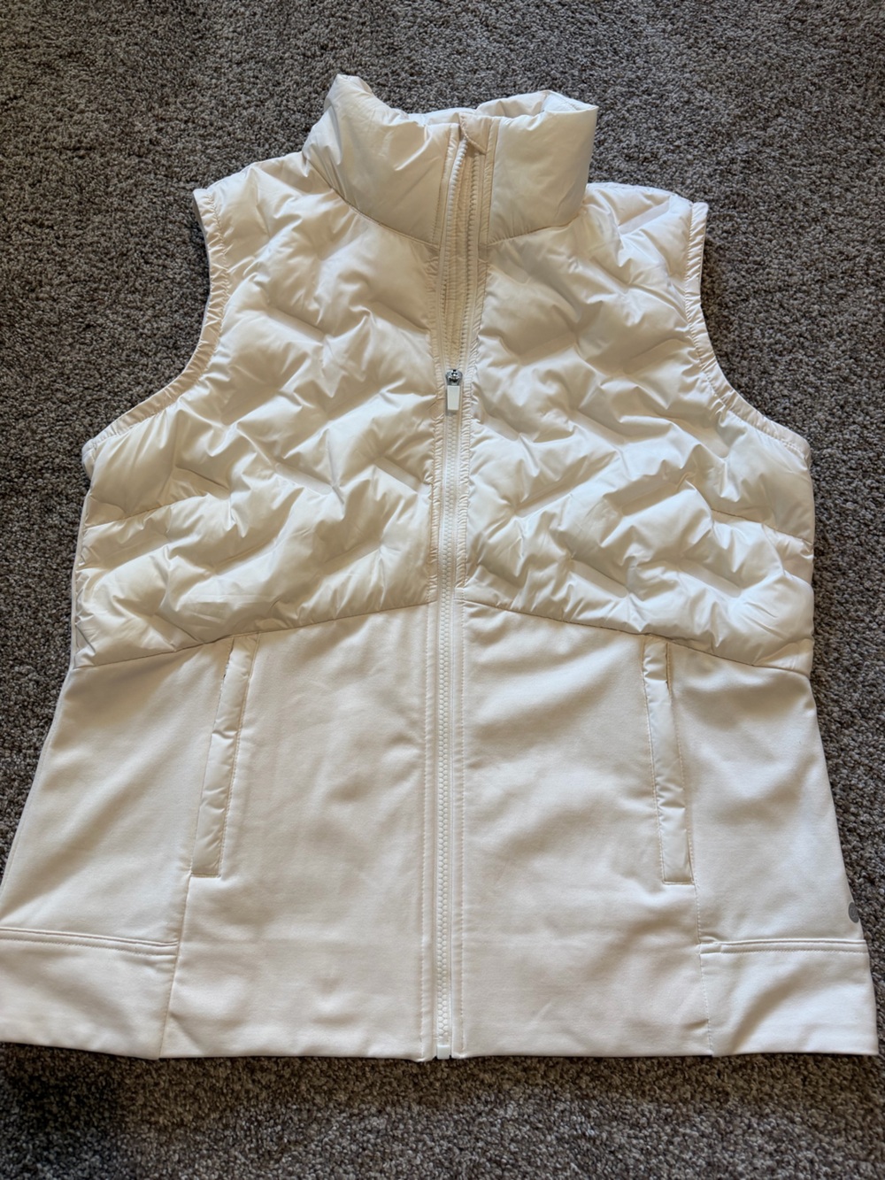 CALIA by Carrie Underwood Cream Quilted Front Vest